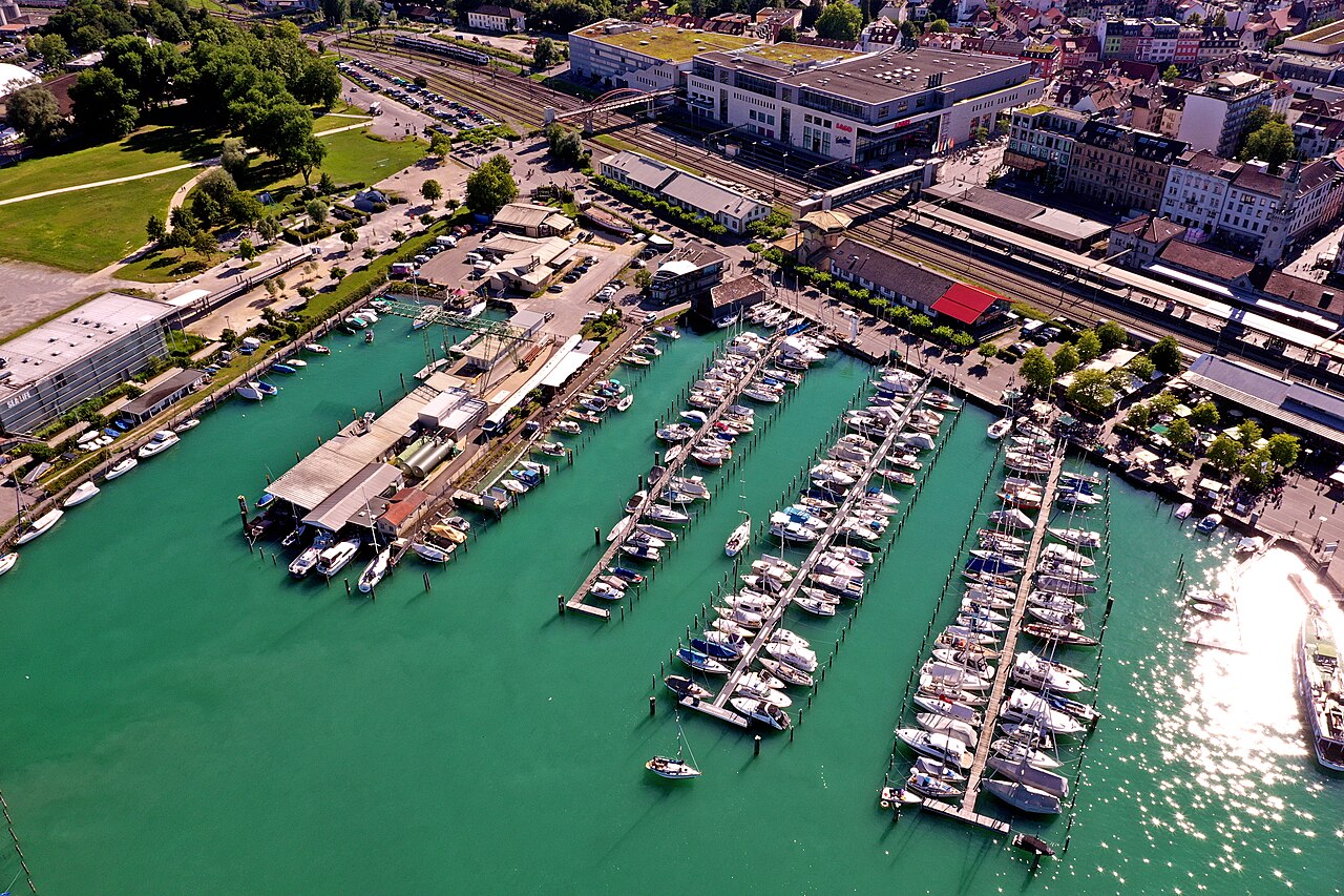 Konstanz · Bodensee · Konstanz Bodensee Hafen 02.jpg