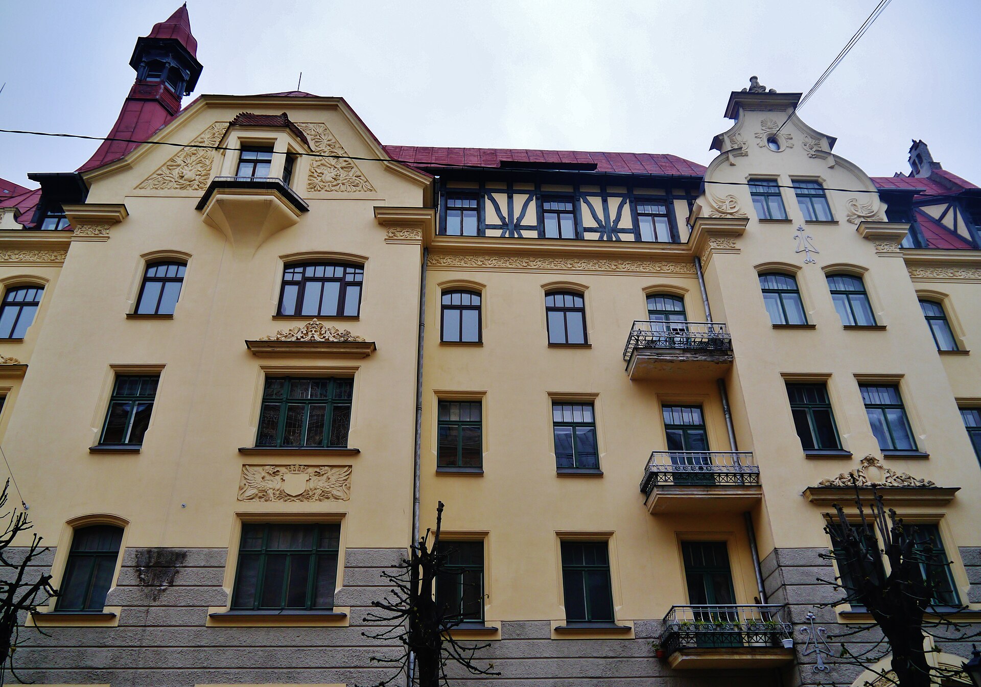 Jugendstilfassade in der Alberta iela in Riga